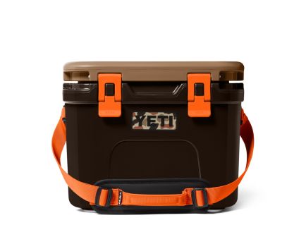 YETI Roadie 15 Hard Cooler, Wetlands Camo
