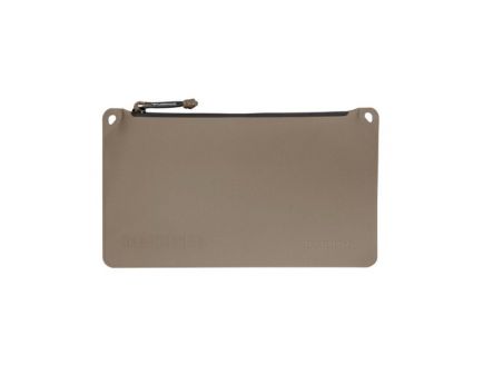 Magpul Industries DAKA Pouch, Medium, FDE - MAG857-245